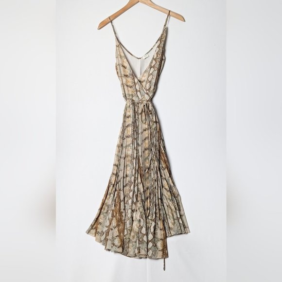 ❌SOLD ❌WILFRED Beaune Dress Pleated Wrap Midi Dress White Snake Print Small - Picture 6 of 11